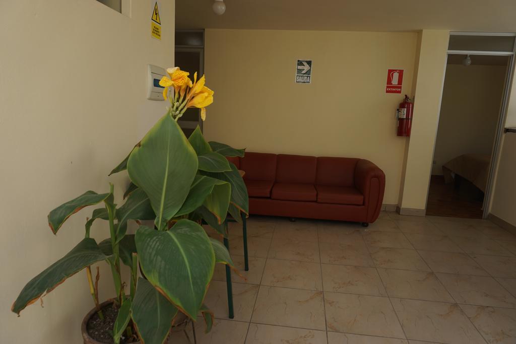 Residencial Mamamia Hotel Tacna Exterior foto